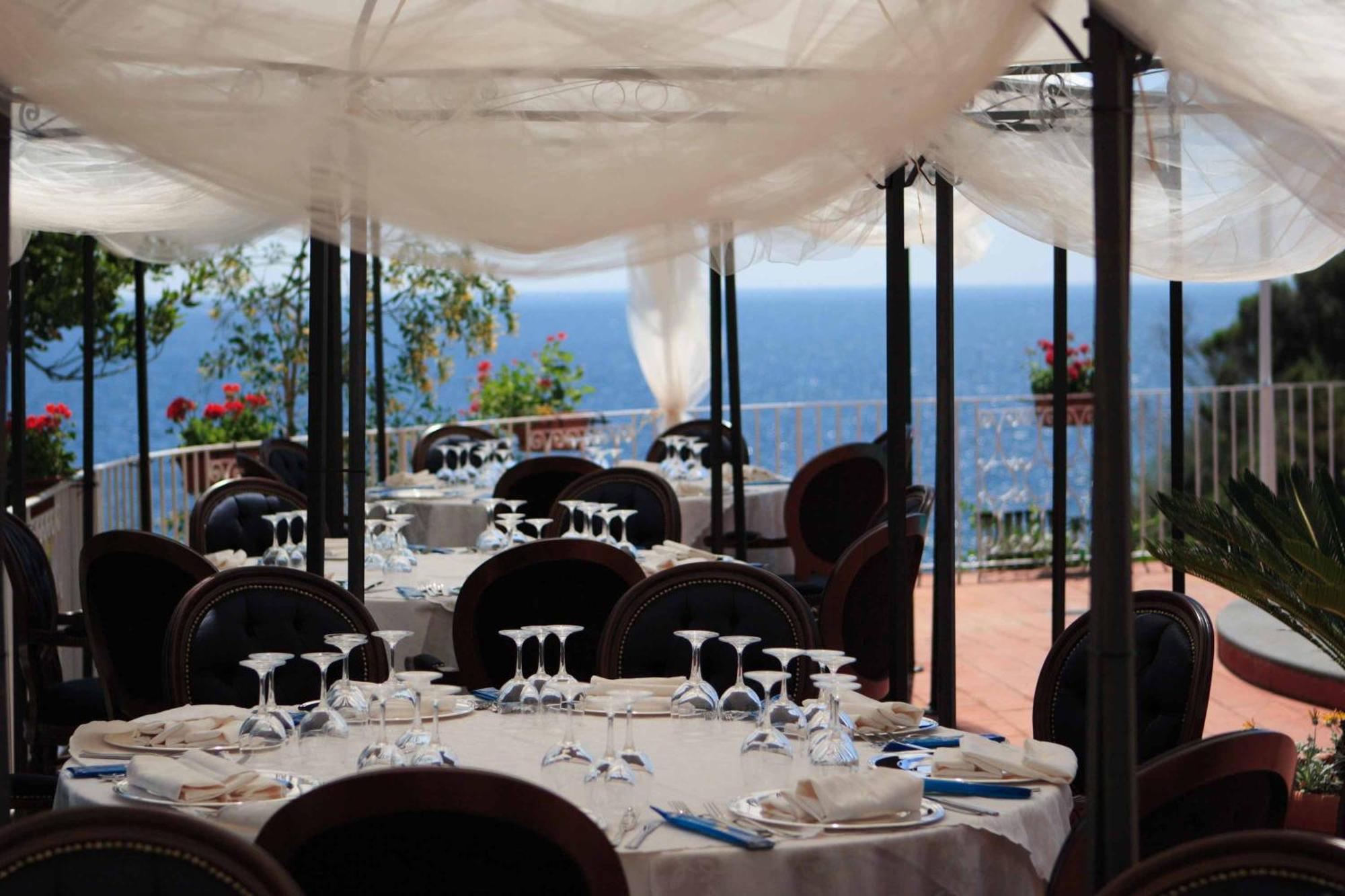 Strand Hotel Delfini Ischia Eksteriør bilde
